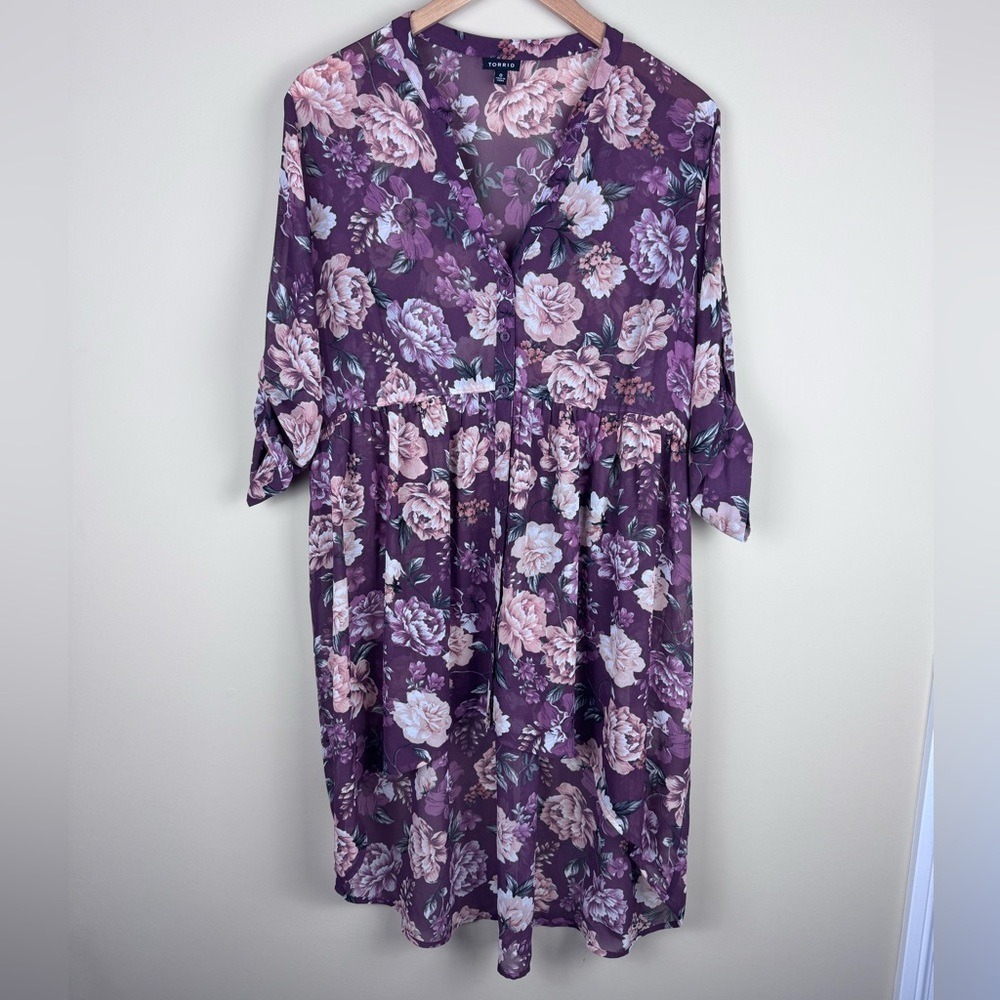 Torrid Floral Buttoned Tunic Size 0